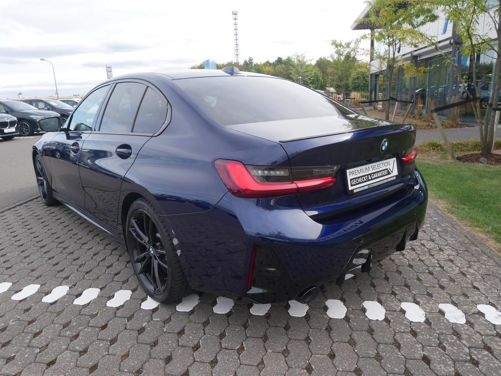 BMW 320 2023 г. Синий, пробег 41150 км