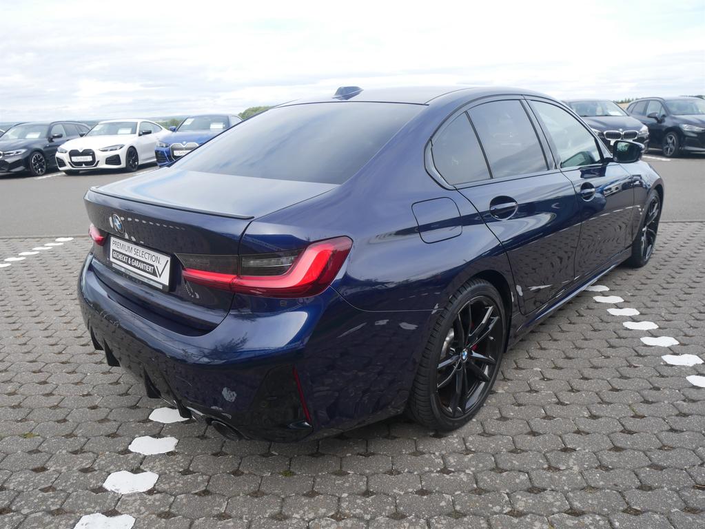 BMW 320 2023 г. Синий, пробег 41150 км