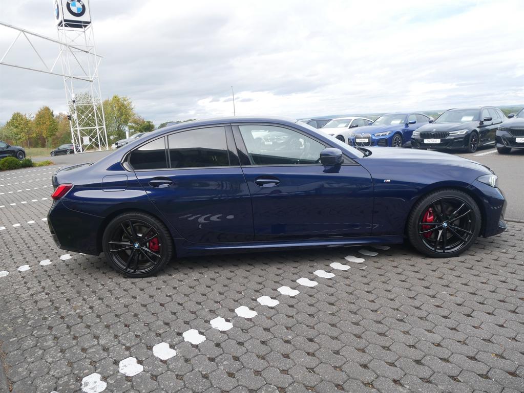 BMW 320 2023 г. Синий, пробег 41150 км