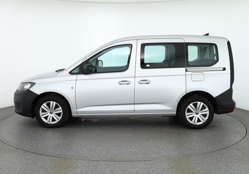 Volkswagen Caddy 2023 г. Серебристый, пробег 25616 км