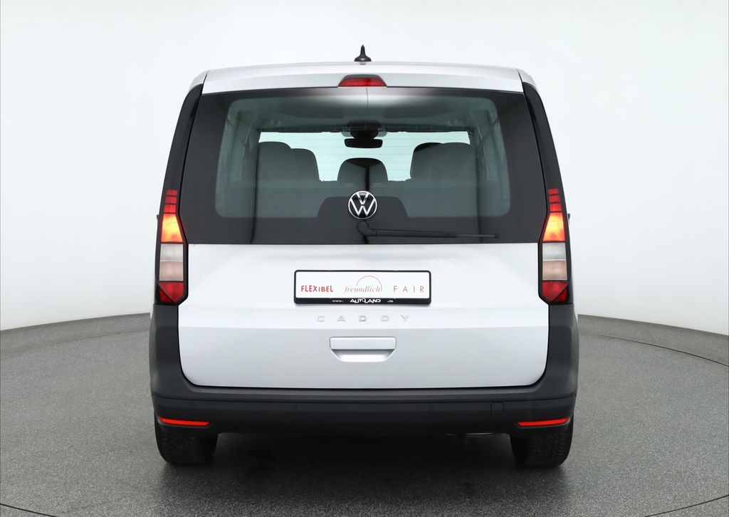 Volkswagen Caddy 2023 г. Серебристый, пробег 25616 км