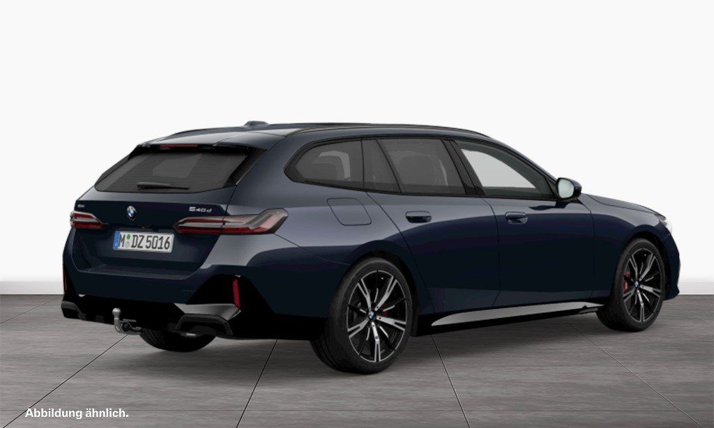 BMW 540 2026 г. Чёрный, пробег 15769 км