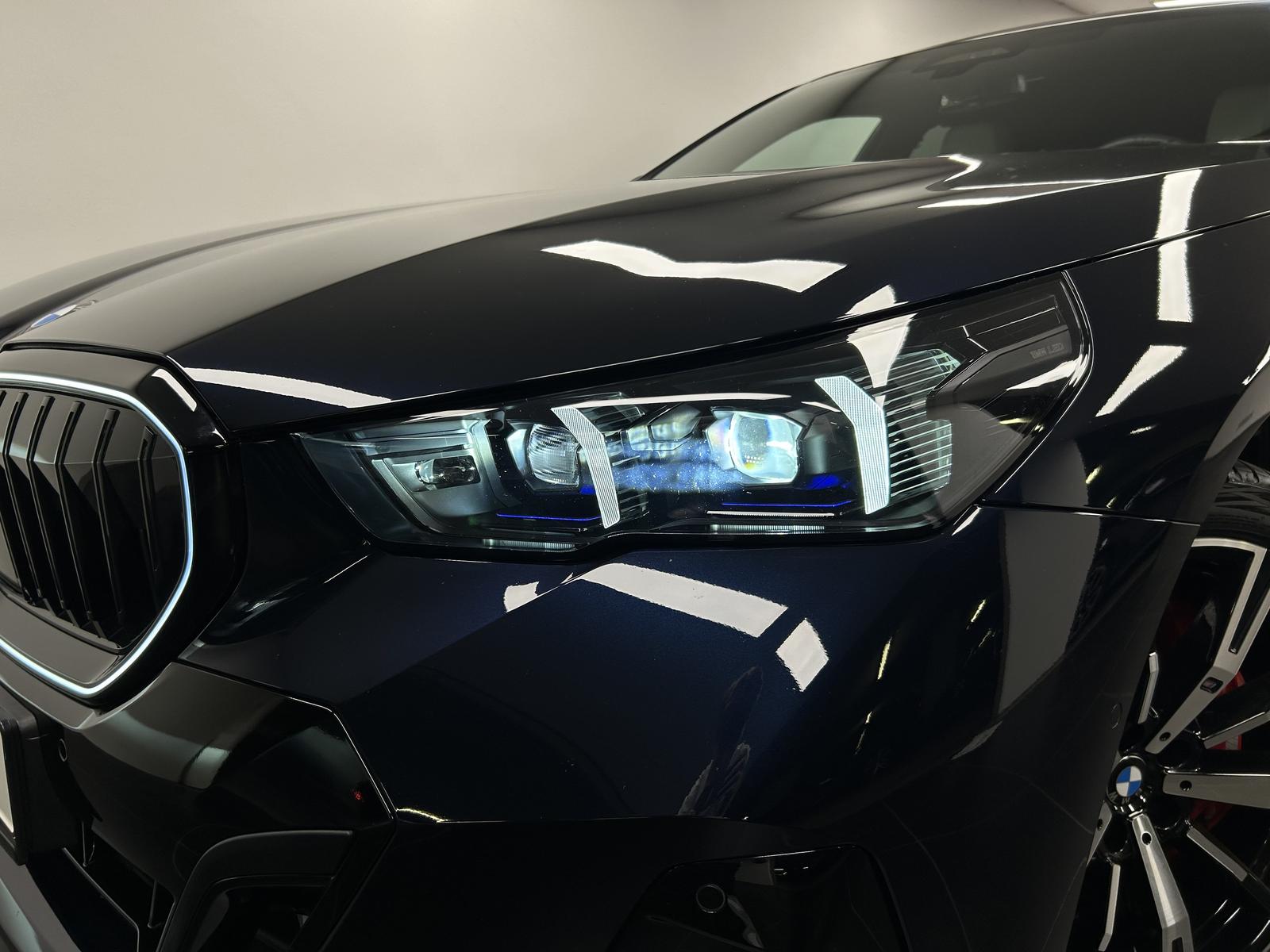 BMW 540 2026 г. Чёрный, пробег 15769 км