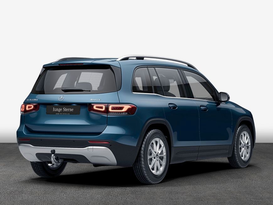 Mercedes-Benz GLB 220 2023 г. Синий, пробег 35012 км