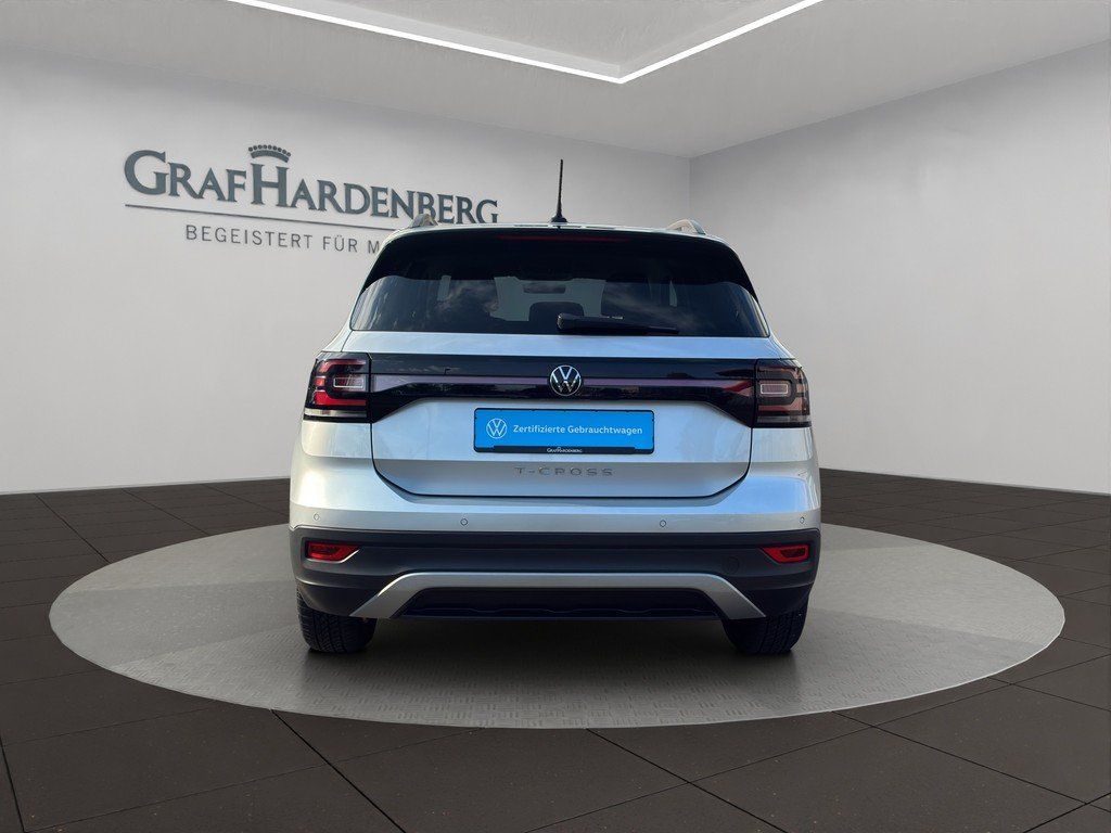 Volkswagen T-Cross 2022 г. Серебристый, пробег 42800 км
