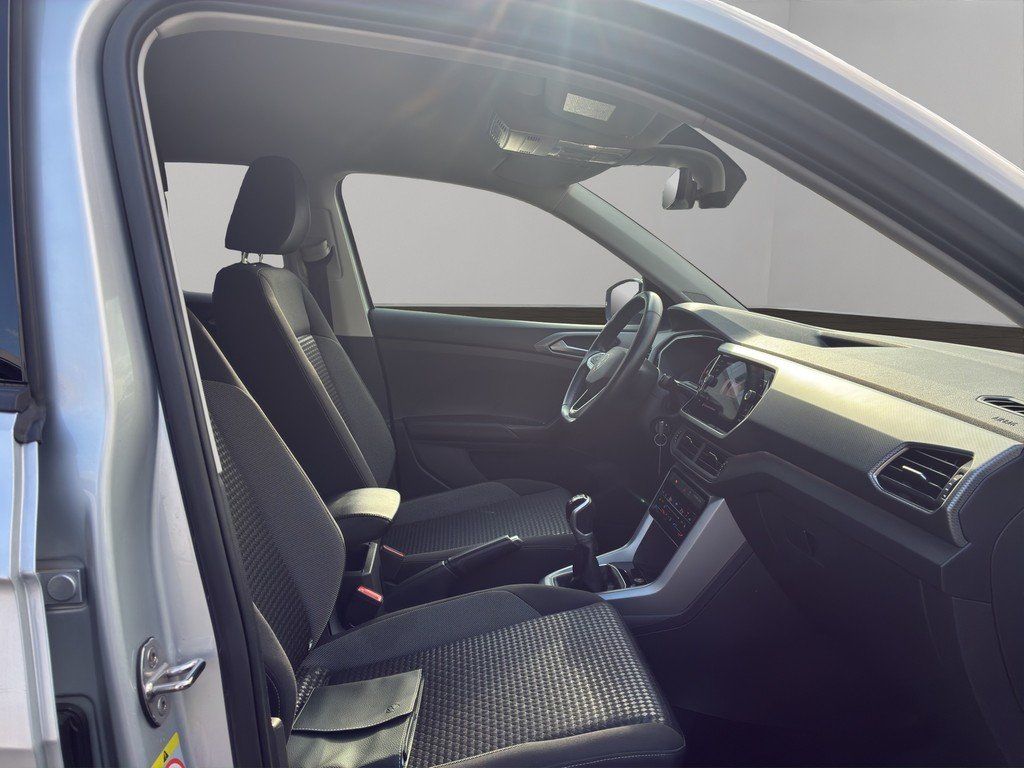 Volkswagen T-Cross 2022 г. Серебристый, пробег 42800 км