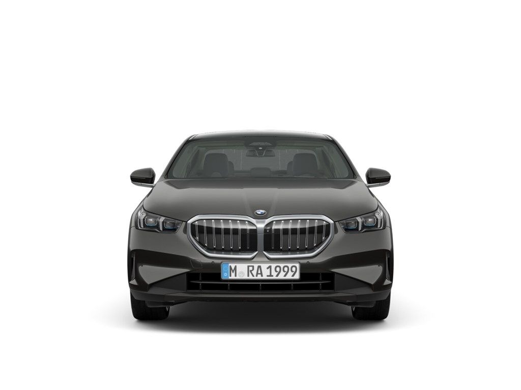 BMW 520 2026 г. Серый, пробег 12447 км