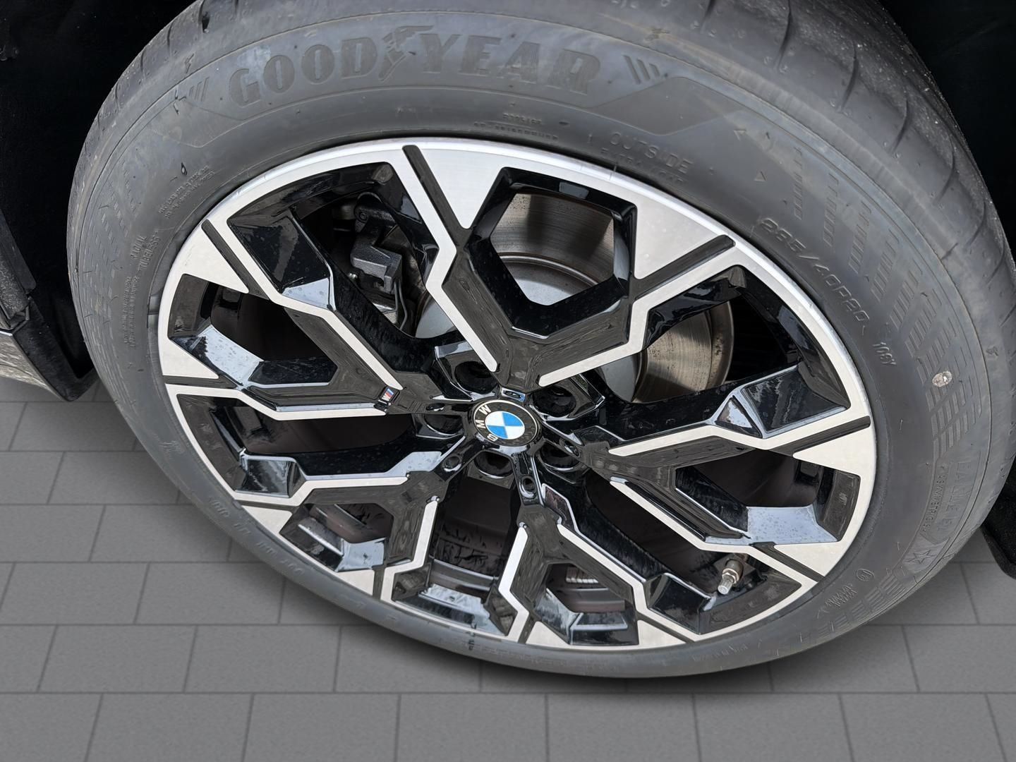 BMW X3 2026 г. Серый, пробег 14407 км