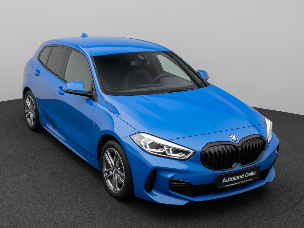 BMW 118 2023 г. Синий, пробег 42687 км