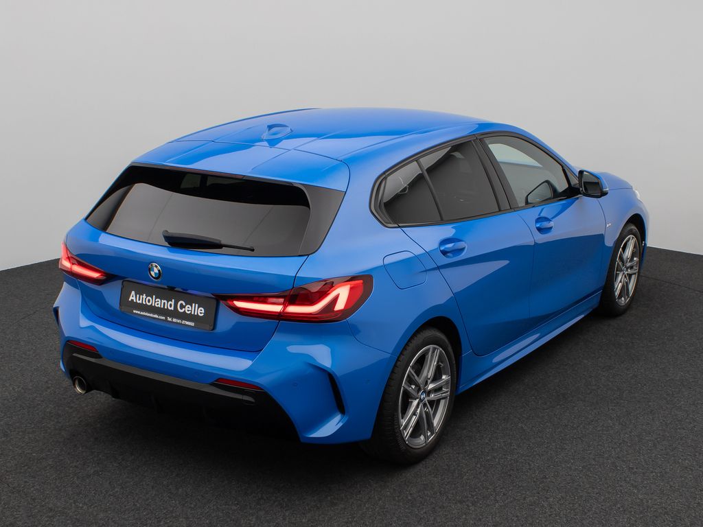 BMW 118 2023 г. Синий, пробег 42687 км
