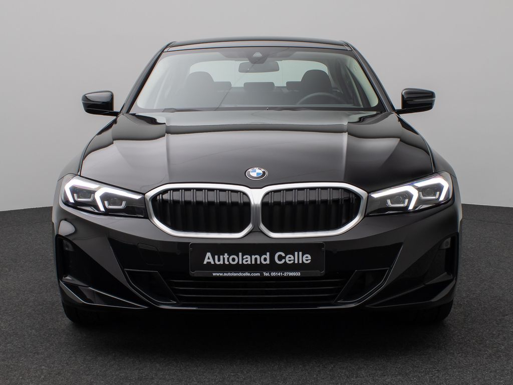BMW 318 2024 г. Чёрный, пробег 26192 км