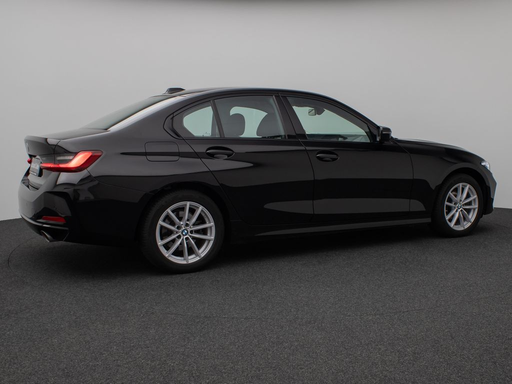 BMW 318 2024 г. Чёрный, пробег 26192 км