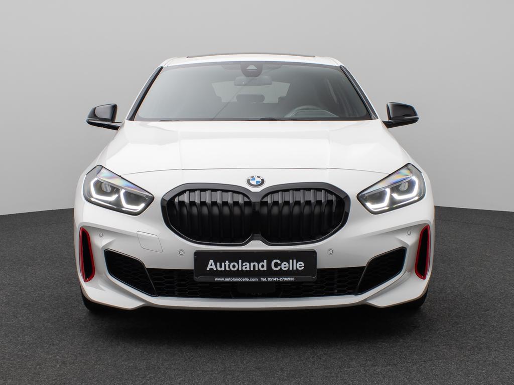 BMW 128 2024 г. Белый, пробег 11505 км
