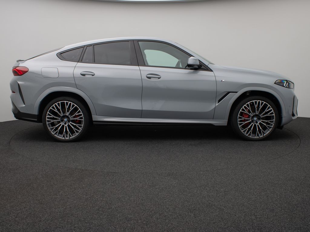 BMW X6 2024 г. Серый, пробег 59987 км