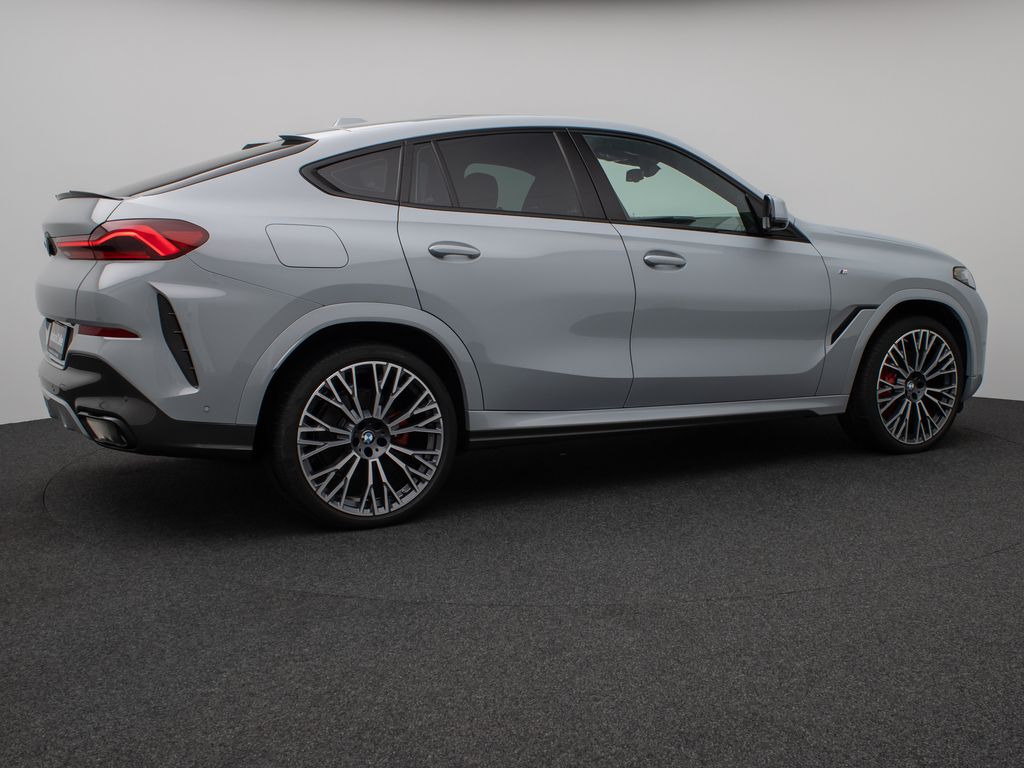 BMW X6 2024 г. Серый, пробег 59987 км