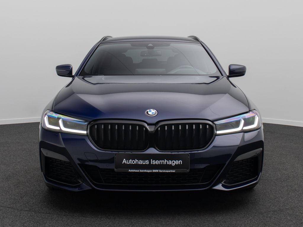 BMW 540 2023 г. Синий, пробег 31344 км