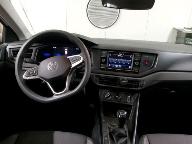 Volkswagen Taigo 2022 г. Белый, пробег 25466 км