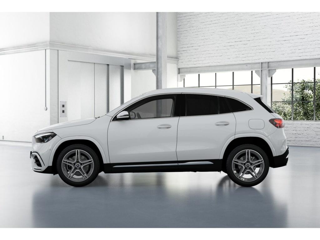 Mercedes-Benz GLA 220 2025 г. Белый, пробег 10945 км