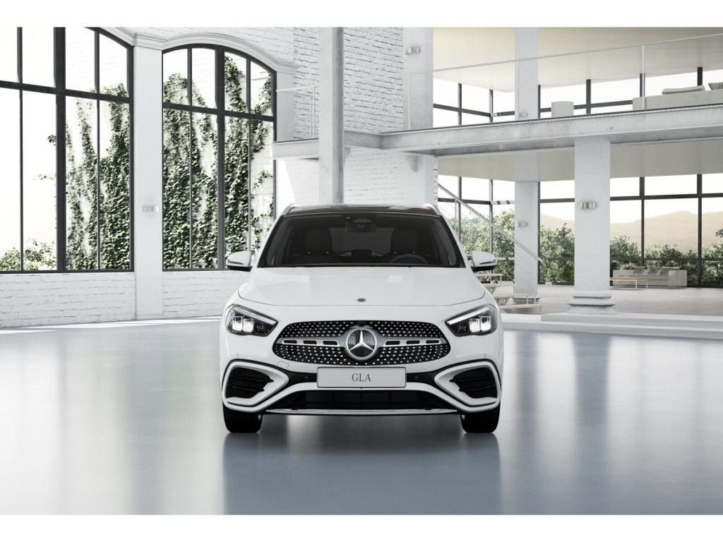 Mercedes-Benz GLA 220 2025 г. Белый, пробег 10945 км