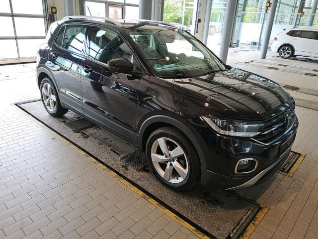 Volkswagen T-Cross 2023 г. Чёрный, пробег 30400 км