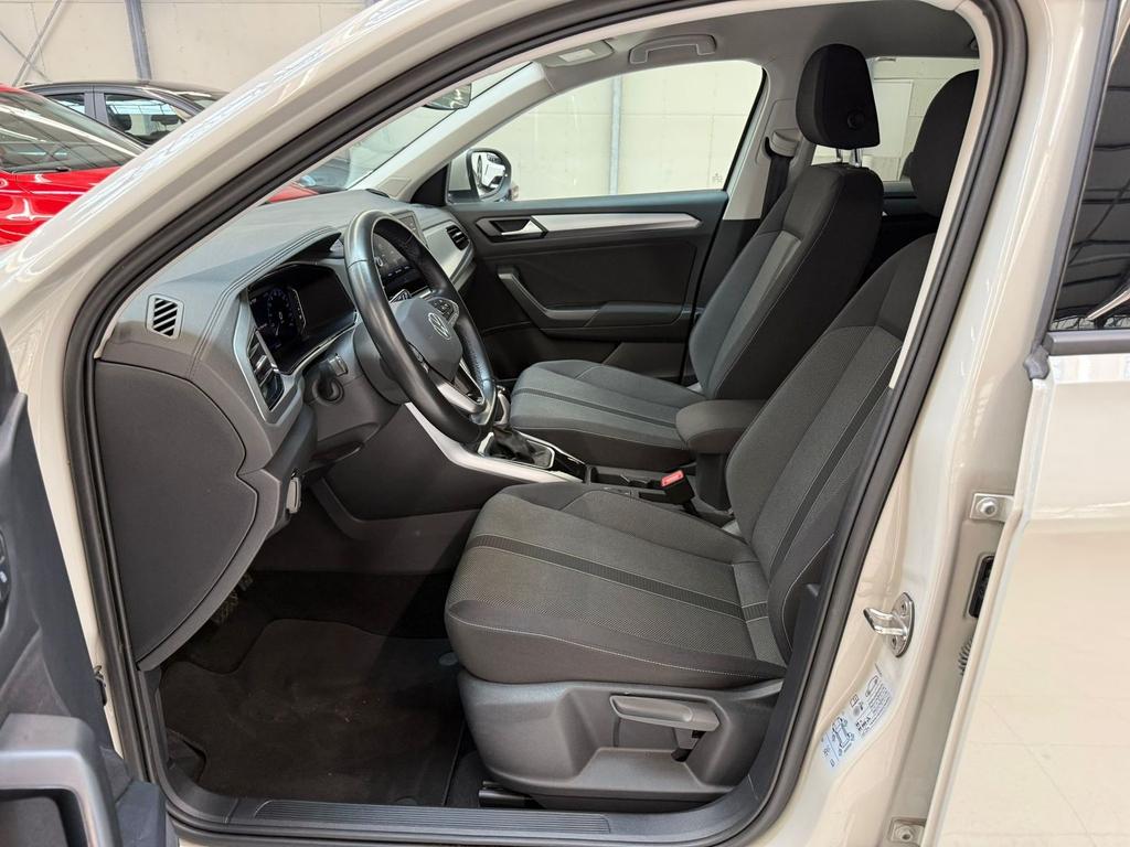 Volkswagen T-Roc 2023 г. Серый, пробег 37941 км