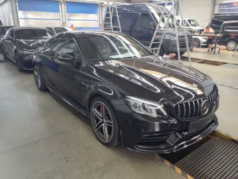 Mercedes-Benz C 63 AMG 2021 г. Чёрный, пробег 58500 км