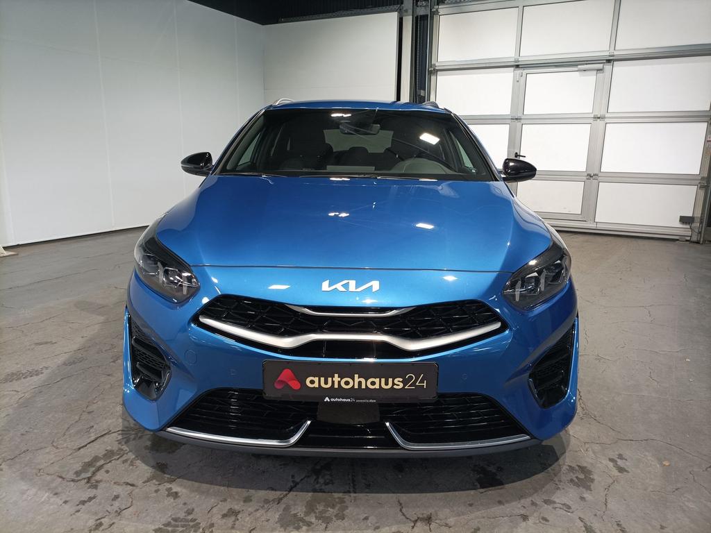 Kia CEE'D SPORTSWAGON 2023 г. Синий, пробег 58840 км