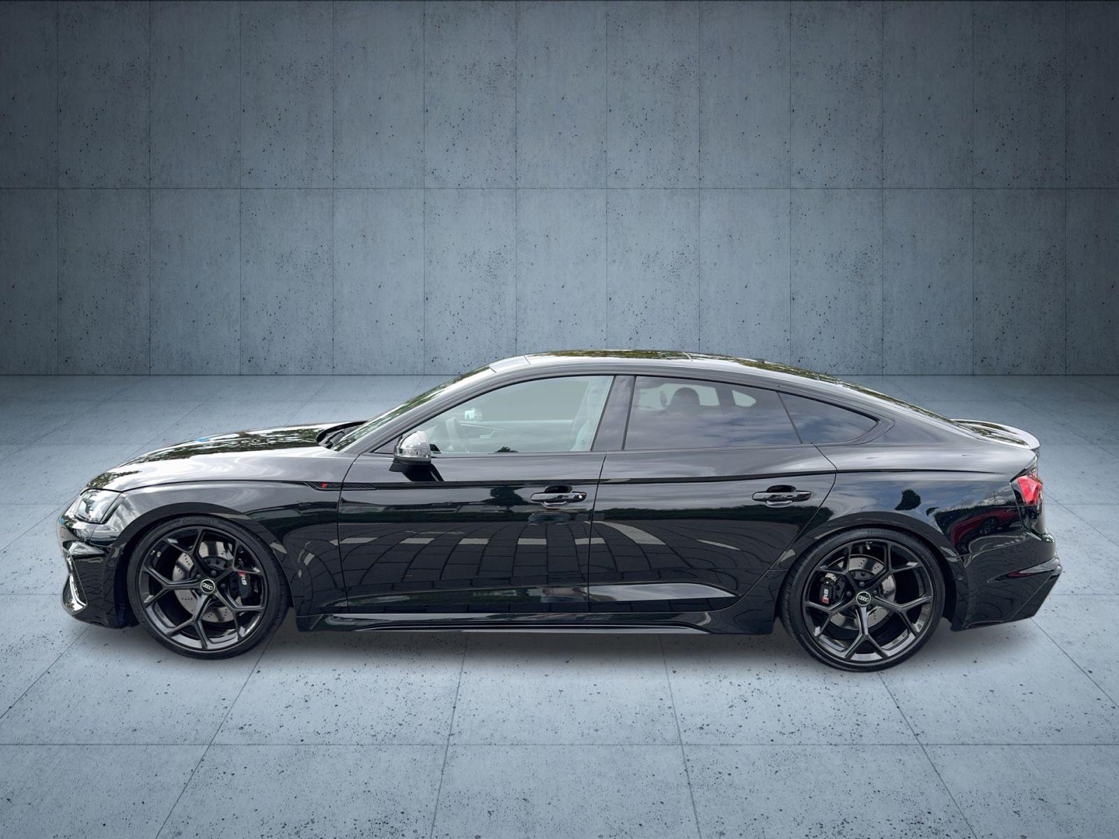 Audi RS5 2024 г. Чёрный, пробег 21638 км