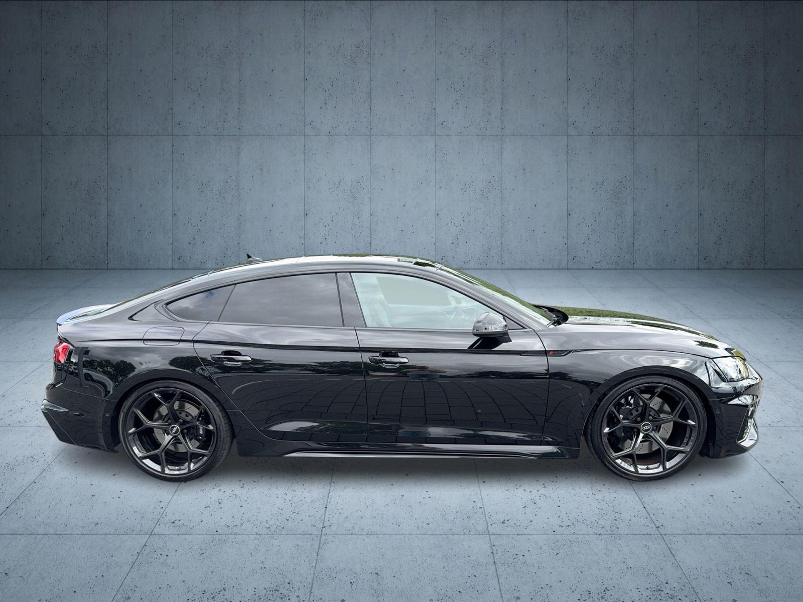 Audi RS5 2024 г. Чёрный, пробег 21638 км