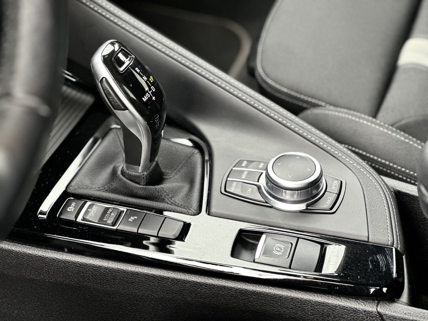 BMW X2 2022 г. Чёрный, пробег 47450 км