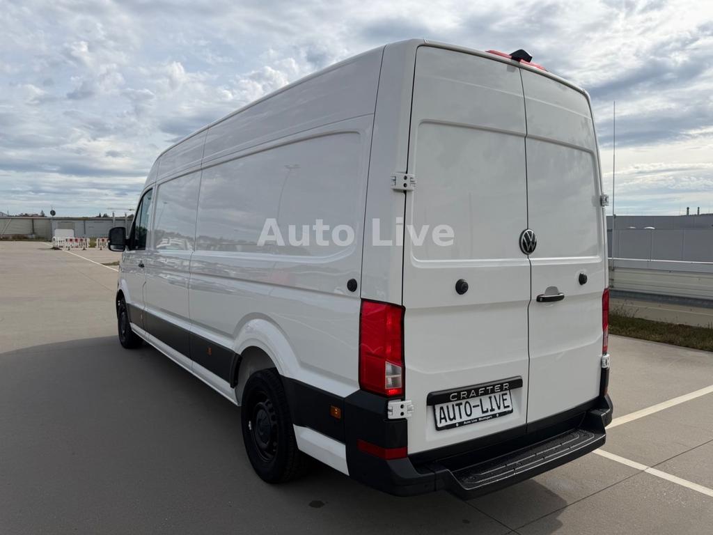 Volkswagen CRAFTER 2025 г. Белый, пробег 32500 км