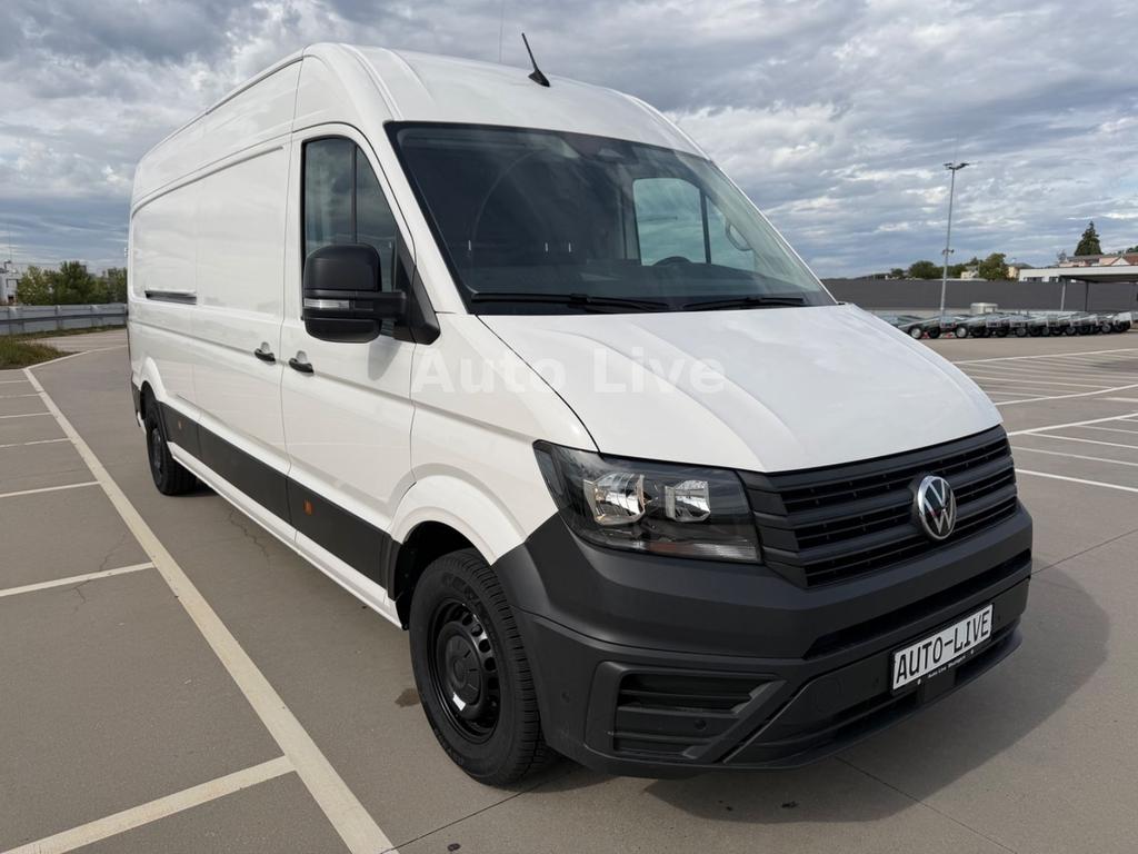 Volkswagen CRAFTER 2025 г. Белый, пробег 32500 км