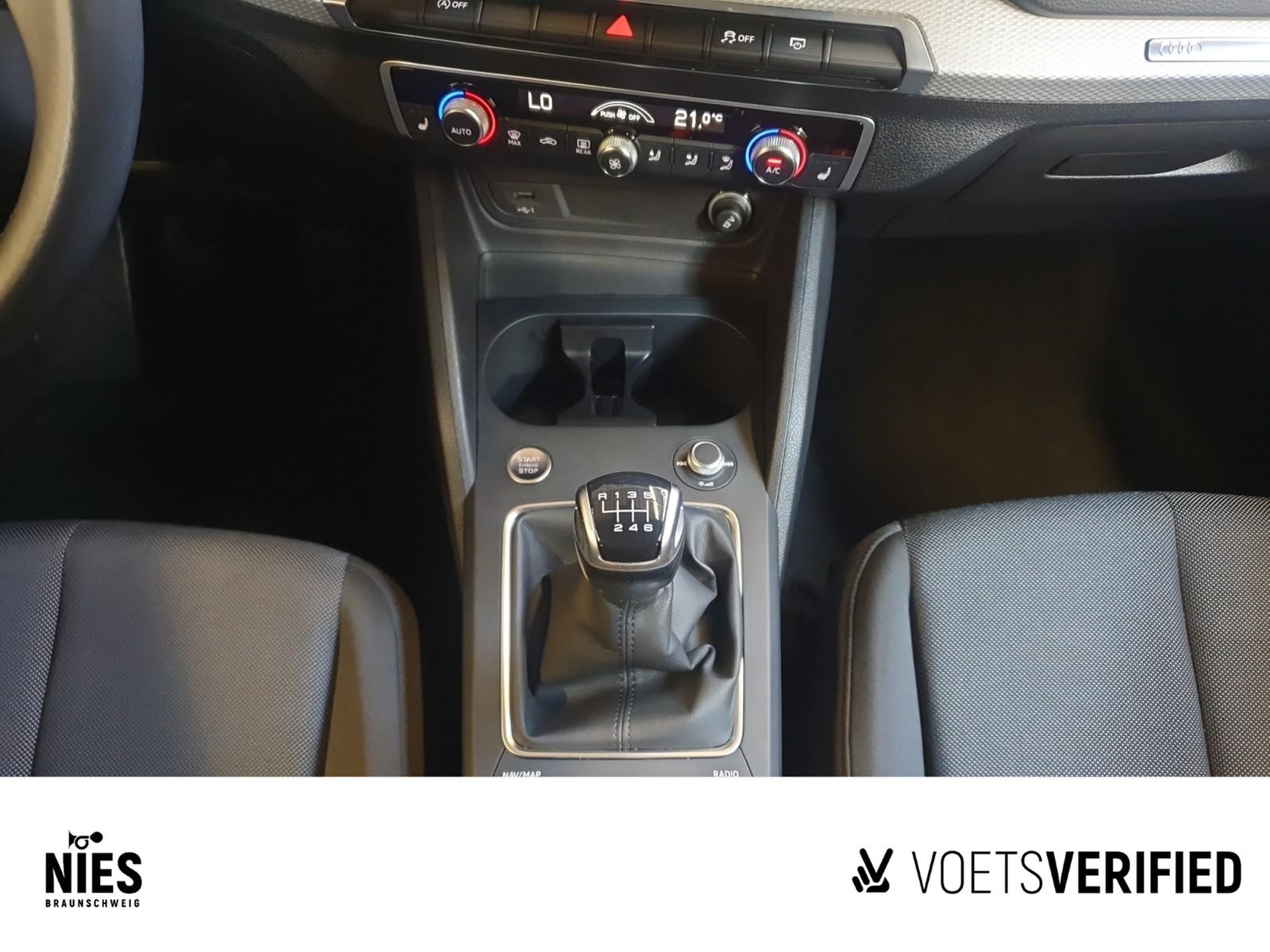Audi Q2 2022 г. Чёрный, пробег 52000 км