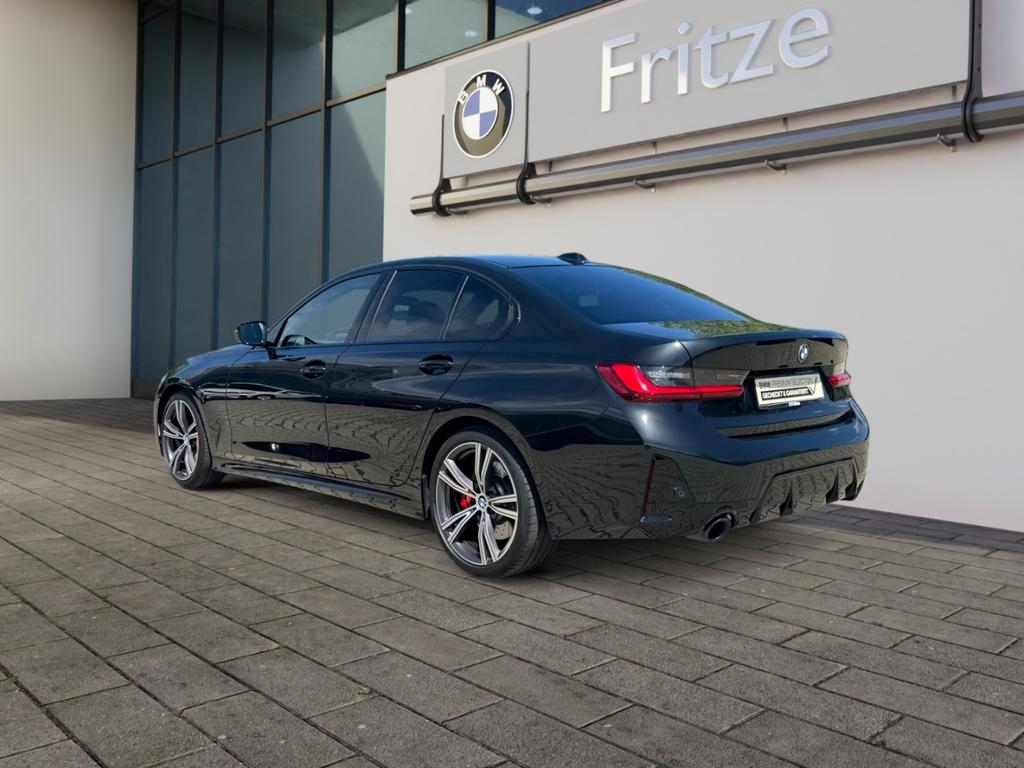 BMW 330 2022 г. Чёрный, пробег 54195 км