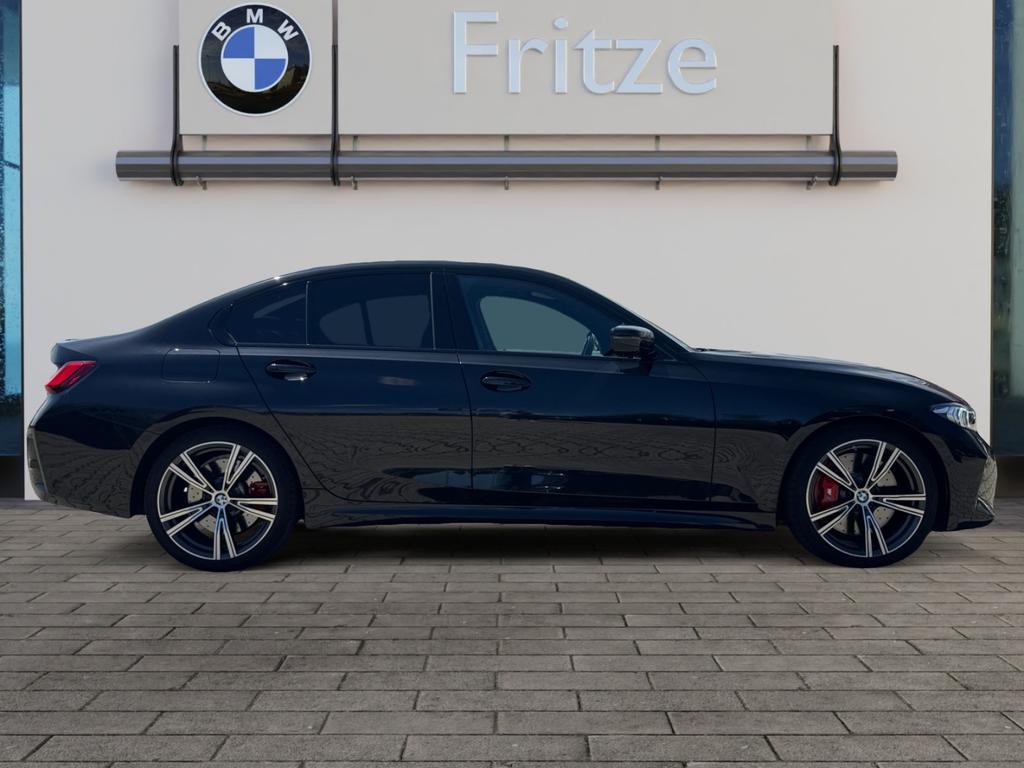 BMW 330 2022 г. Чёрный, пробег 54195 км
