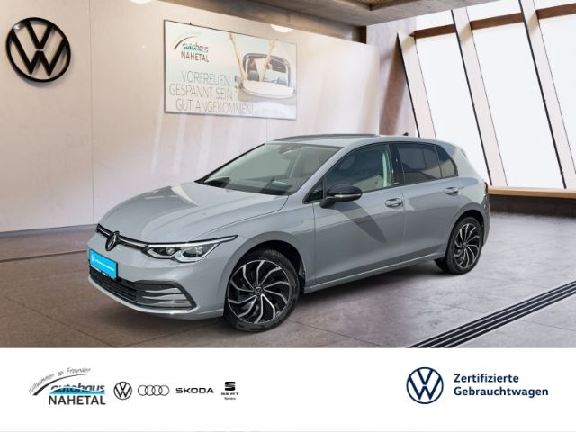 Volkswagen Golf 2023 г. Серый, пробег 37657 км