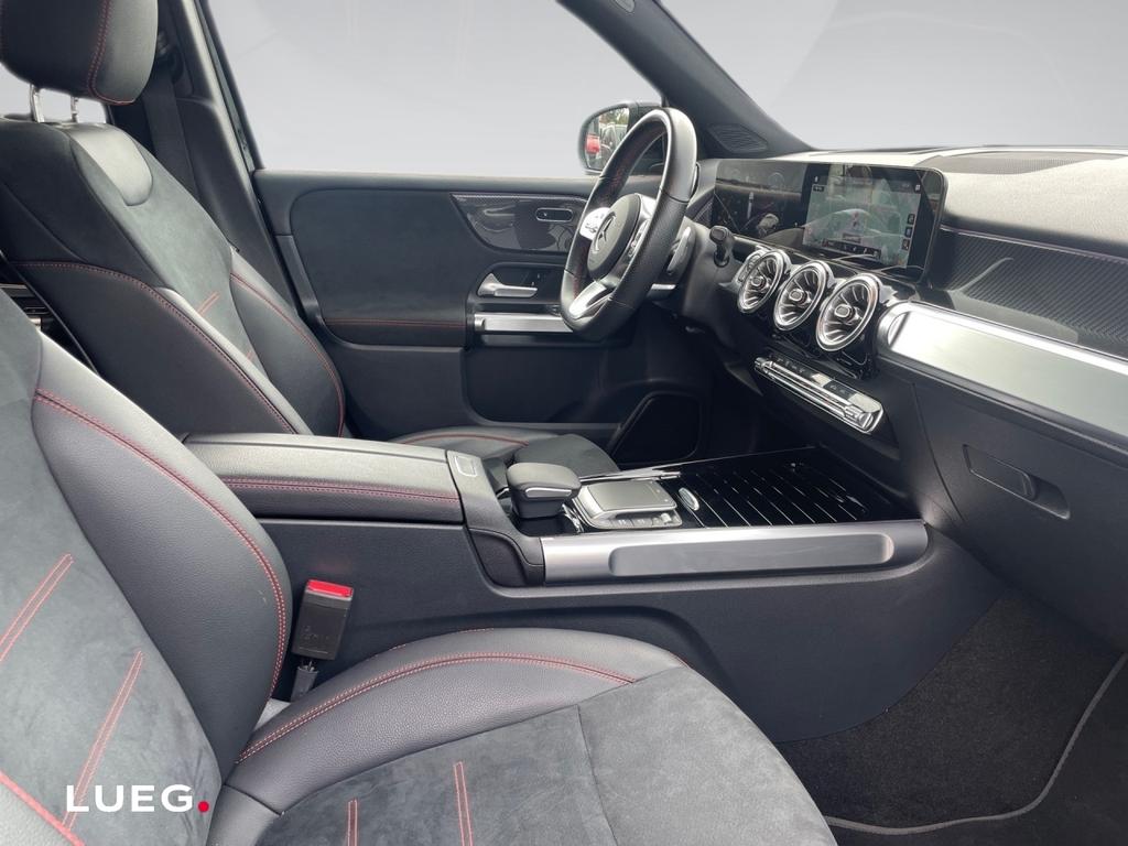 Mercedes-Benz GLB 200 2022 г. Чёрный, пробег 41823 км