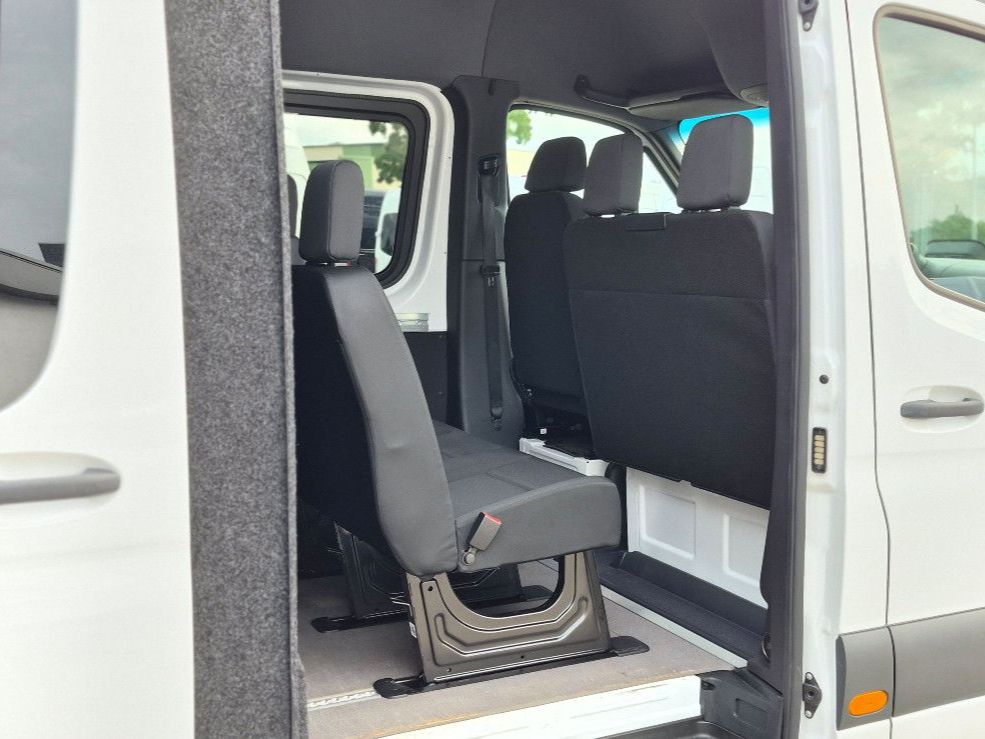 Mercedes-Benz SPRINTER 2024 г. Белый, пробег 40895 км