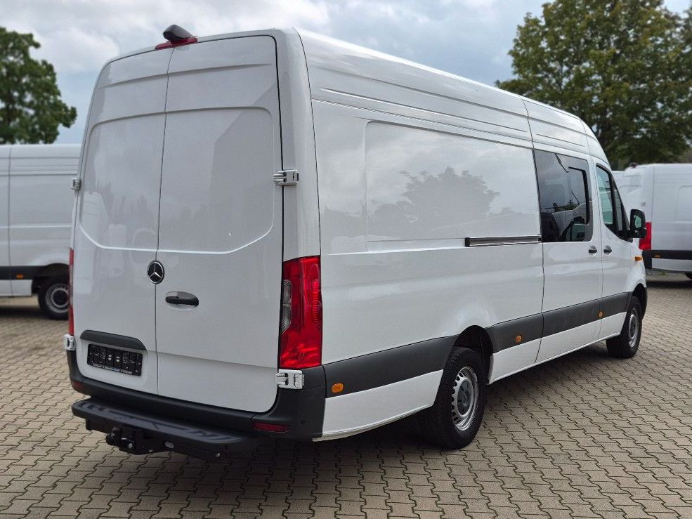 Mercedes-Benz SPRINTER 2024 г. Белый, пробег 40895 км