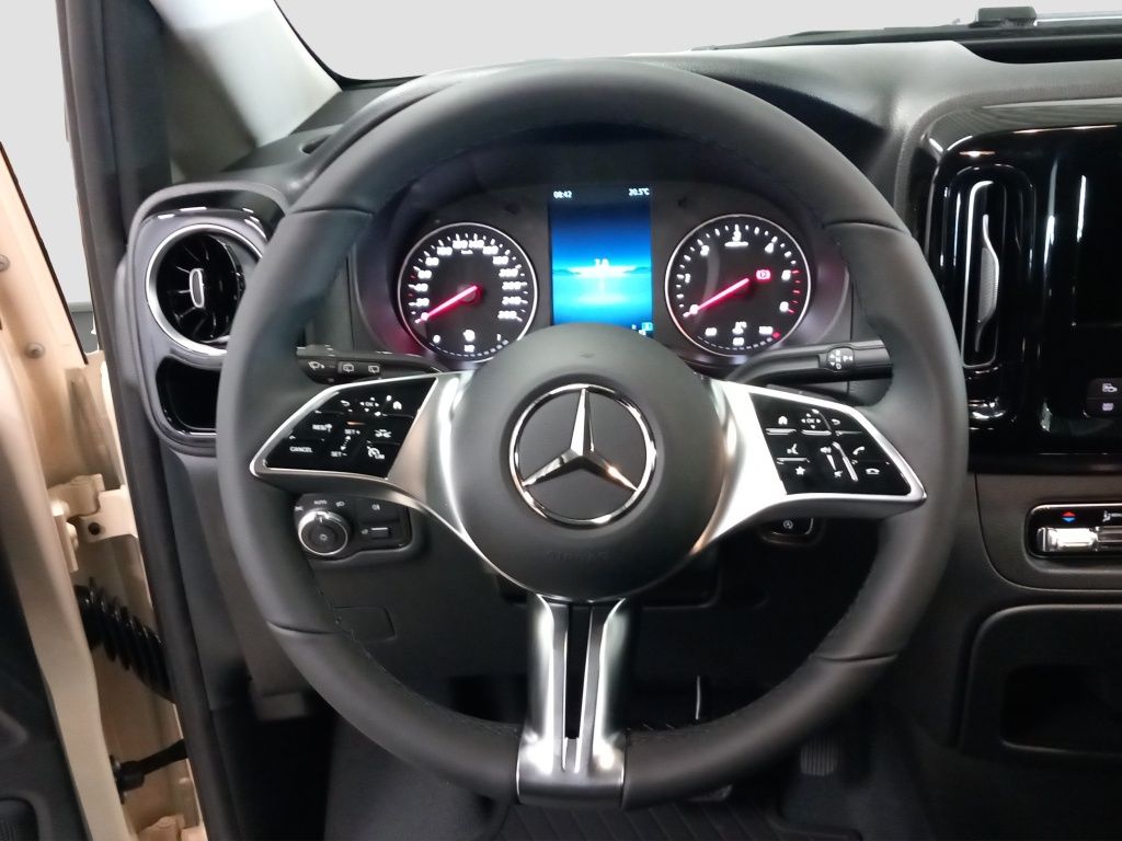 Mercedes-Benz Vito 2025 г. Бежевый, пробег 19900 км