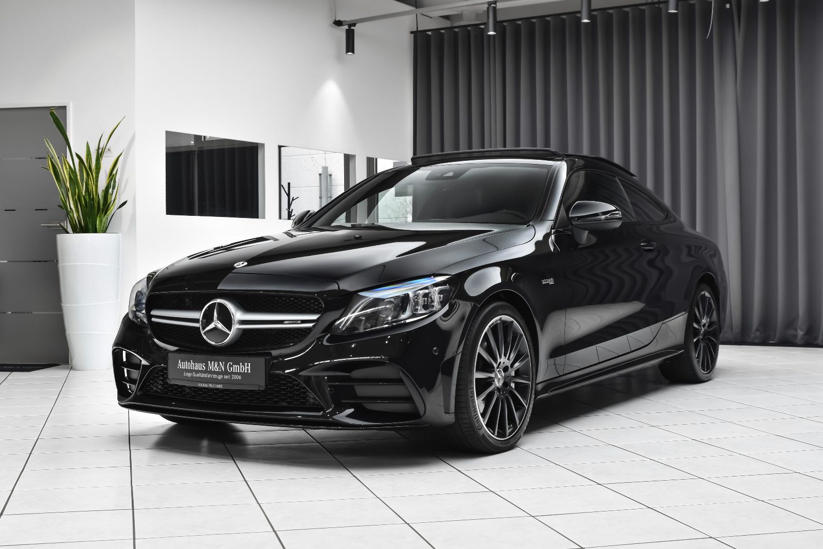 Mercedes-Benz C 43 AMG 2021 г. Чёрный, пробег 41000 км
