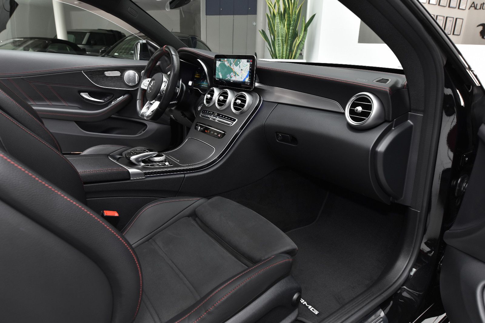 Mercedes-Benz C 43 AMG 2021 г. Чёрный, пробег 41000 км