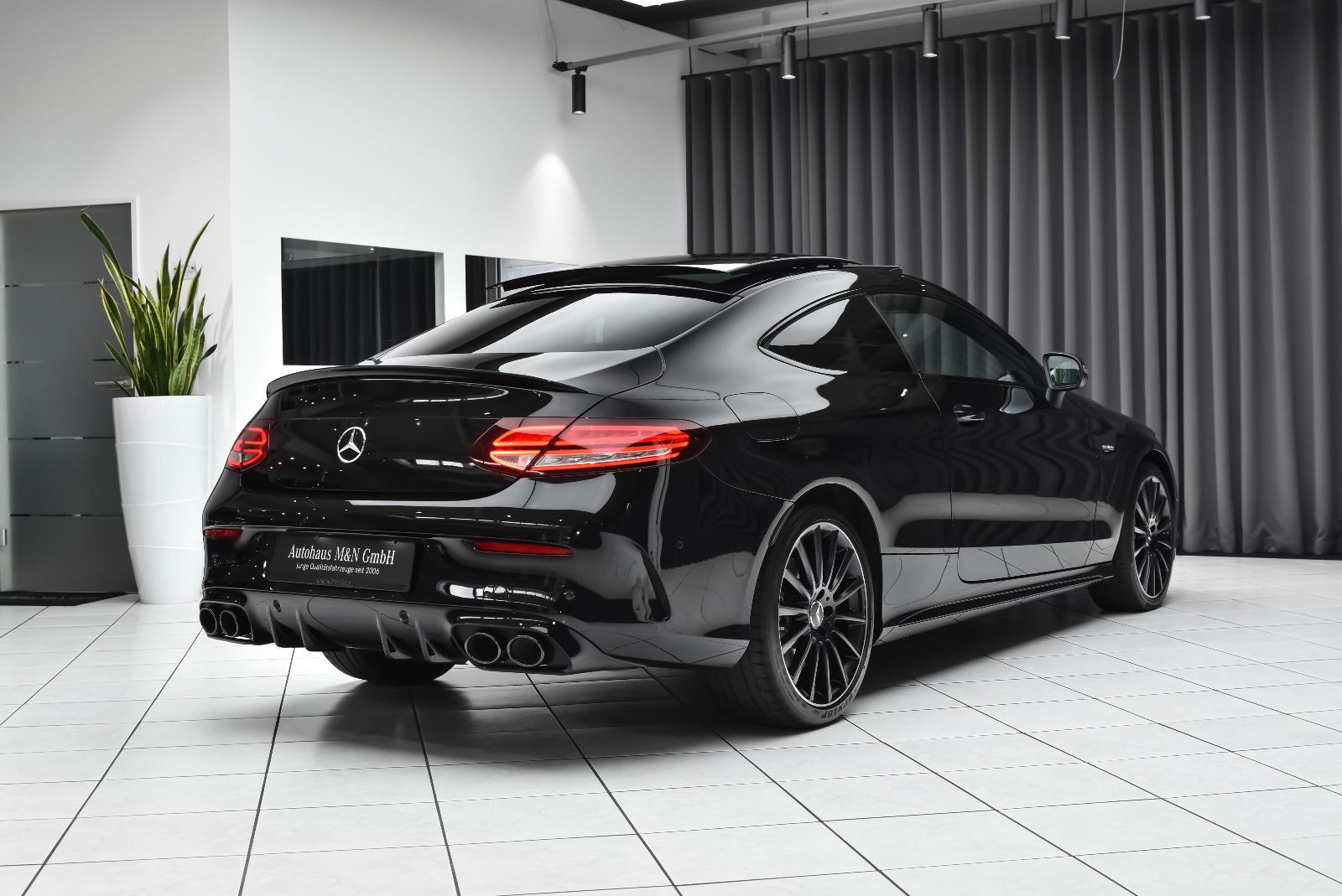 Mercedes-Benz C 43 AMG 2021 г. Чёрный, пробег 41000 км