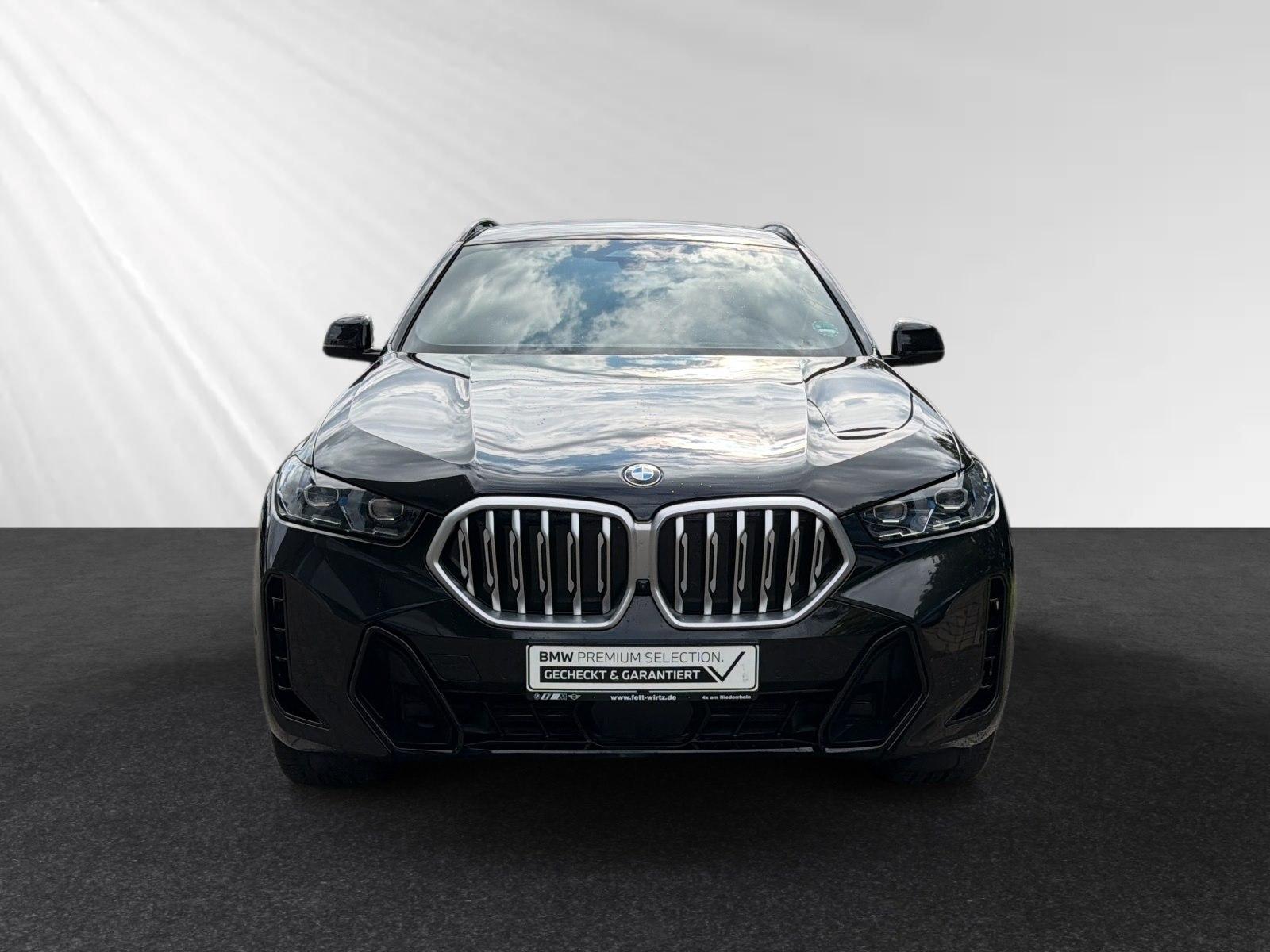 BMW X6 2025 г. Чёрный, пробег 24990 км