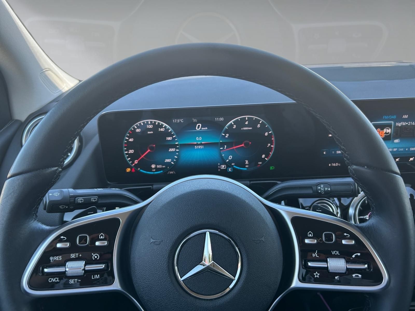 Mercedes-Benz B 200 2021 г. Серебристый, пробег 51925 км
