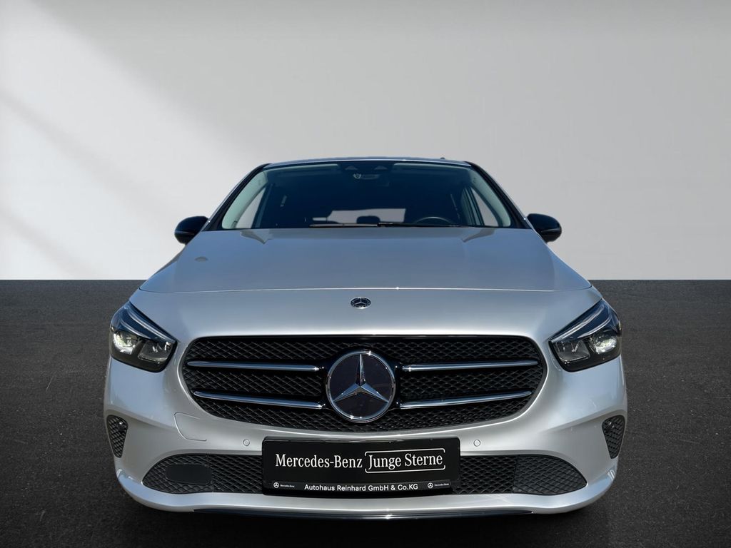Mercedes-Benz B 200 2021 г. Серебристый, пробег 51925 км