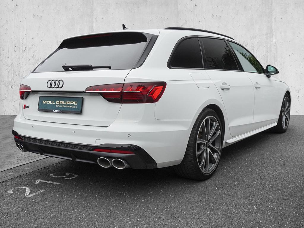 Audi S4 2023 г. Белый, пробег 41740 км
