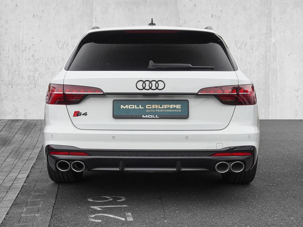 Audi S4 2023 г. Белый, пробег 41740 км