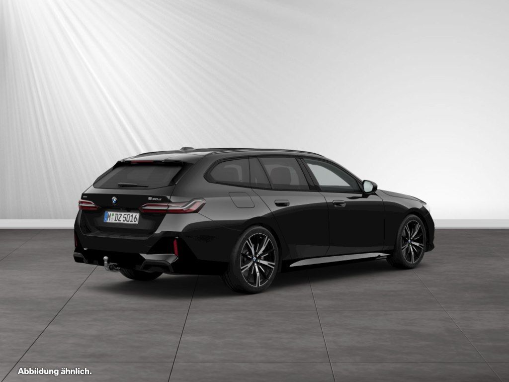 BMW 540 2025 г. Чёрный, пробег 18200 км
