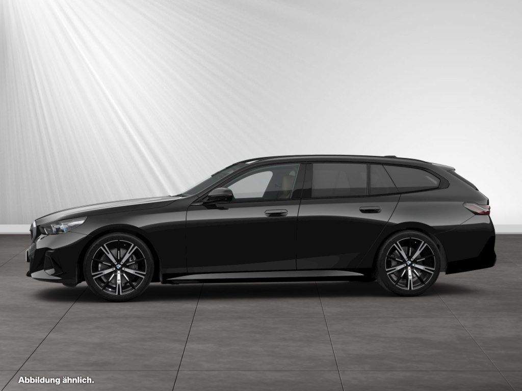 BMW 540 2025 г. Чёрный, пробег 18200 км